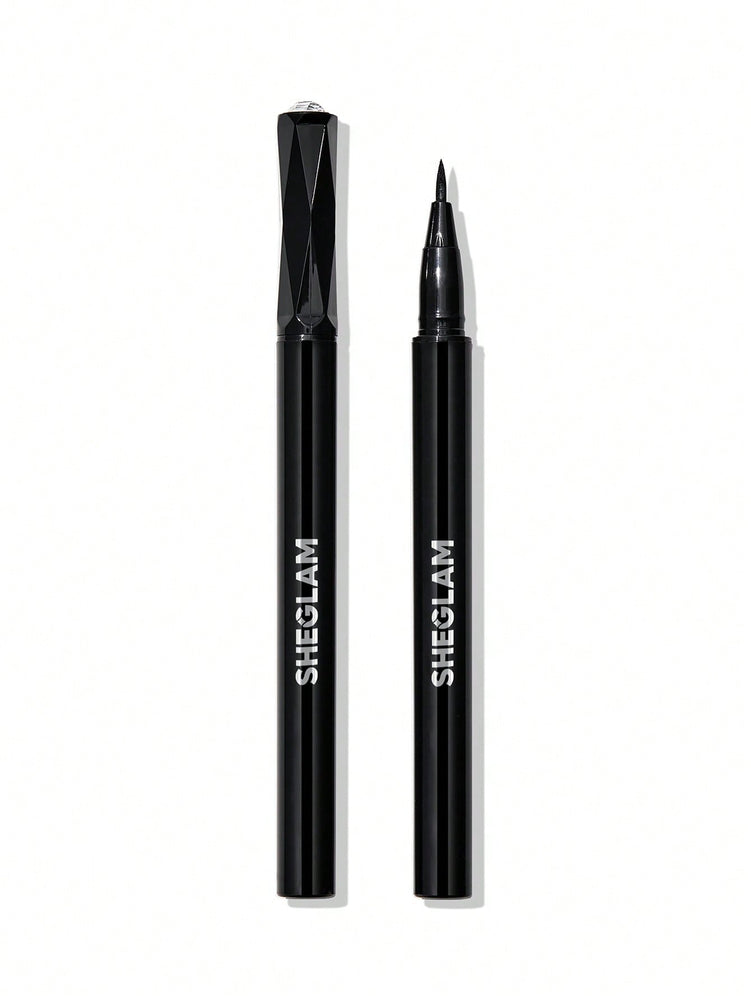 On Fleek Long Lasting Liquid Eyeliner - שחור